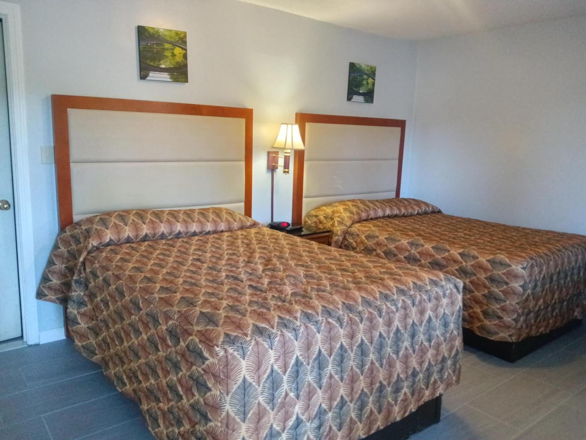 Maple Leaf Motel New Milford Екстер'єр фото